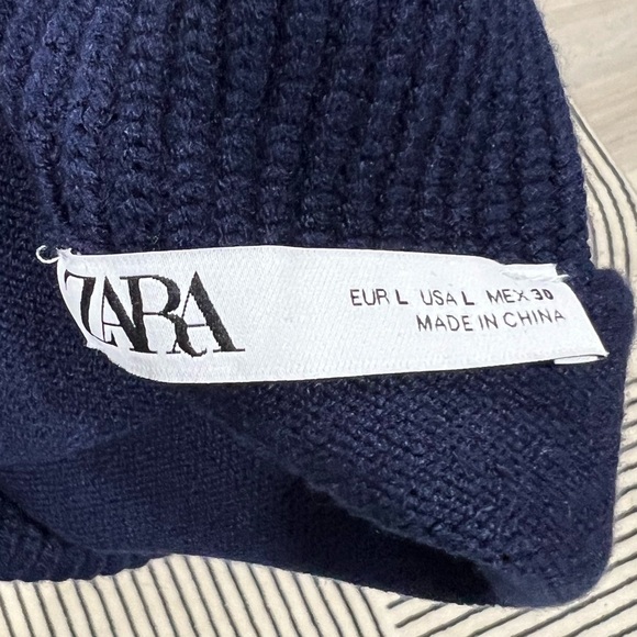 Zara Navy Sleeveless Turtleneck Sweater L - Picture 2 of 2